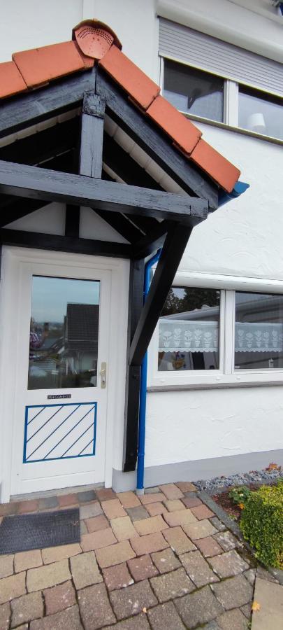 Moderne Ferienwohnung Lindlar, Dorf- Und Waldnah, Gratis W-Lan, Nr Bagian luar foto