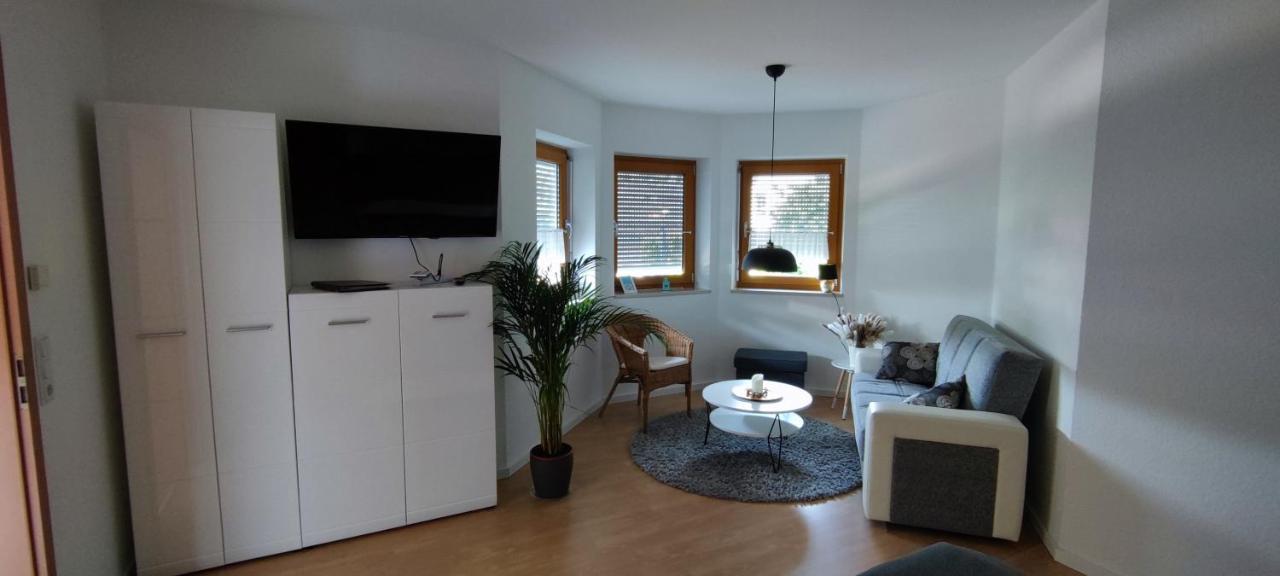 Moderne Ferienwohnung Lindlar, Dorf- Und Waldnah, Gratis W-Lan, Nr Bagian luar foto
