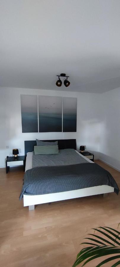 Moderne Ferienwohnung Lindlar, Dorf- Und Waldnah, Gratis W-Lan, Nr Bagian luar foto